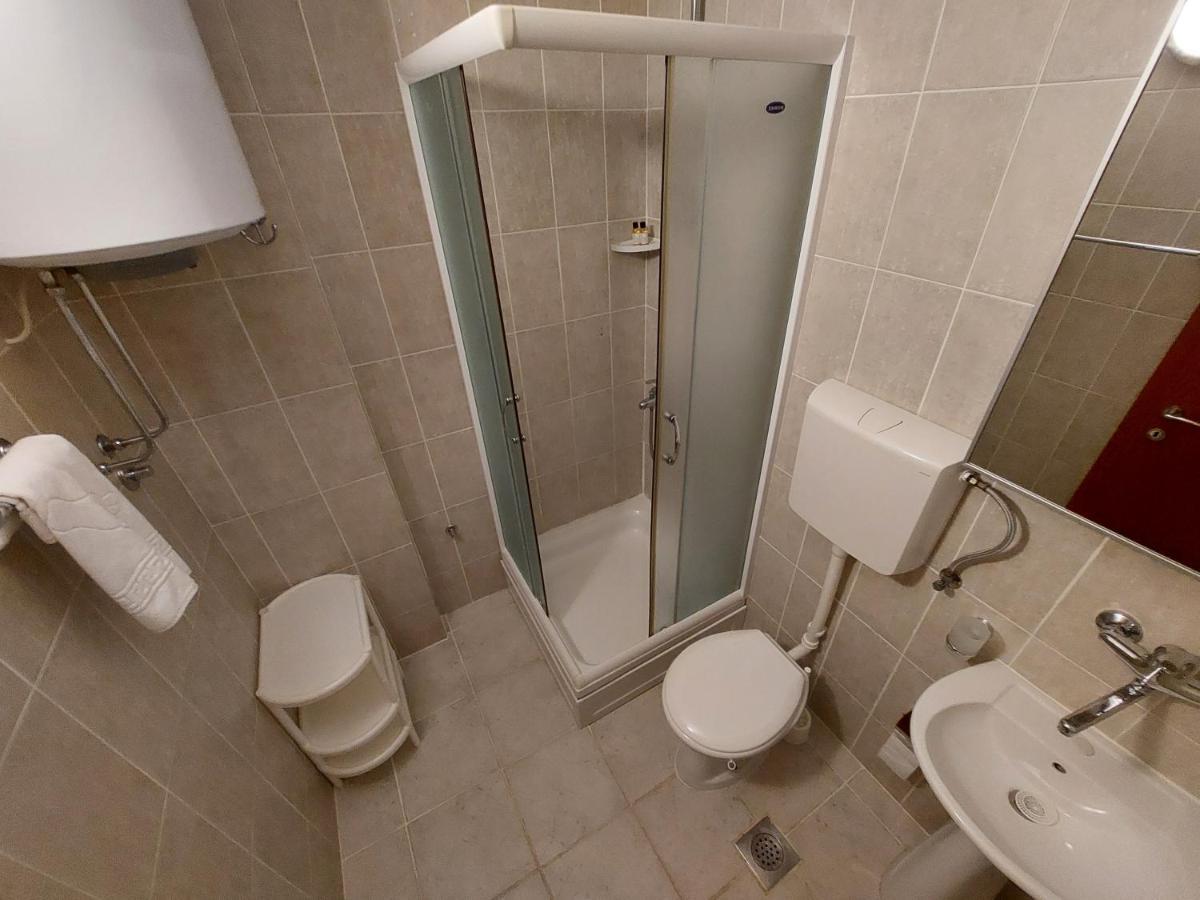 Apartmani Dalex Μπούντβα Εξωτερικό φωτογραφία