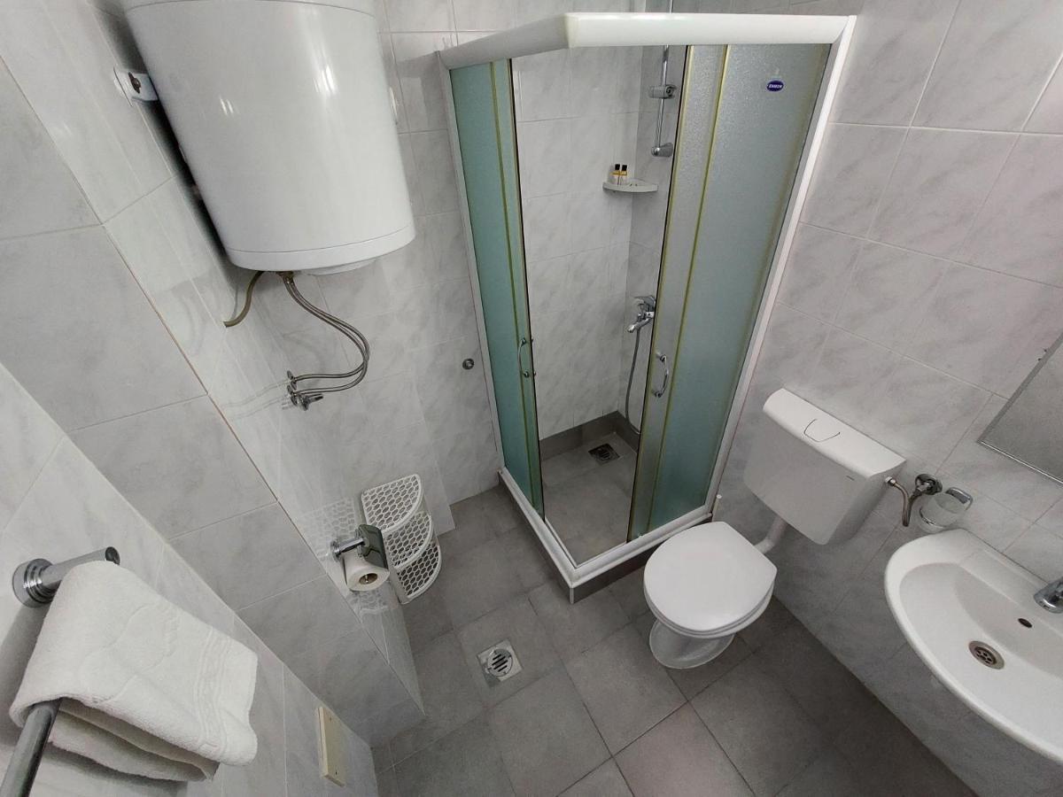 Apartmani Dalex Μπούντβα Εξωτερικό φωτογραφία