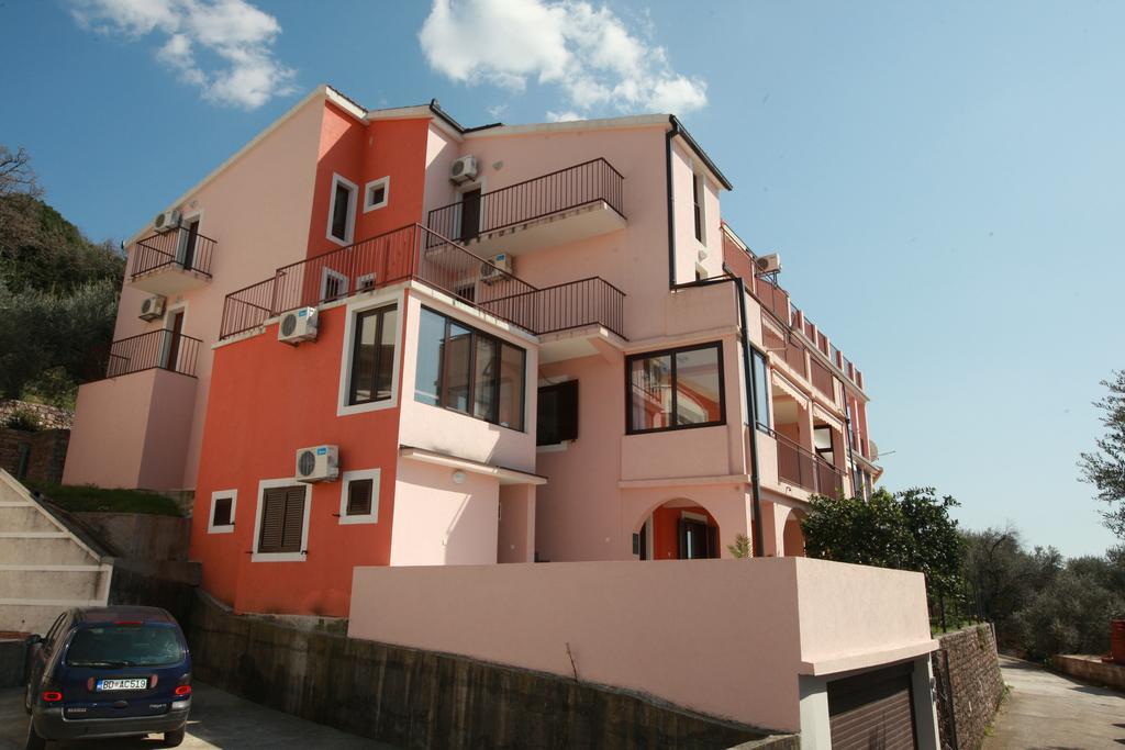 Apartmani Dalex Μπούντβα Εξωτερικό φωτογραφία